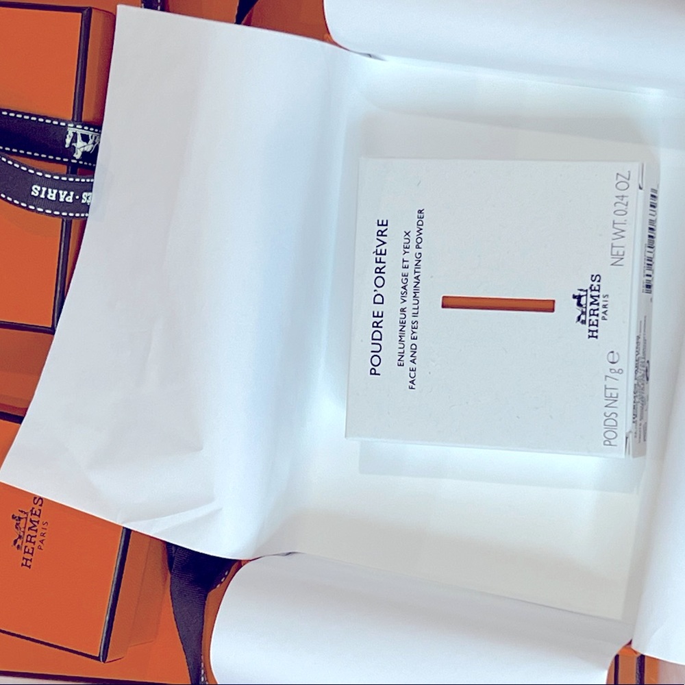 Brand New Limited&Rare Hermès 01 Permabrass Poudre D'Orfèvre Illuminating Powder - Picture 6 of 7
